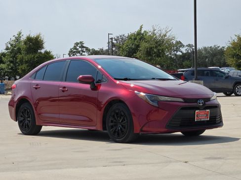 Certified 2024 Toyota Corolla LE FWD image 7