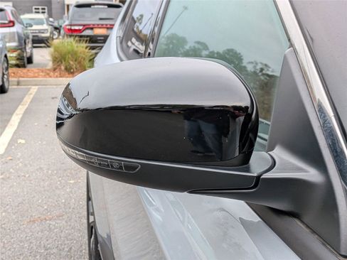 Certified 2024 Jeep Compass Limited image 12