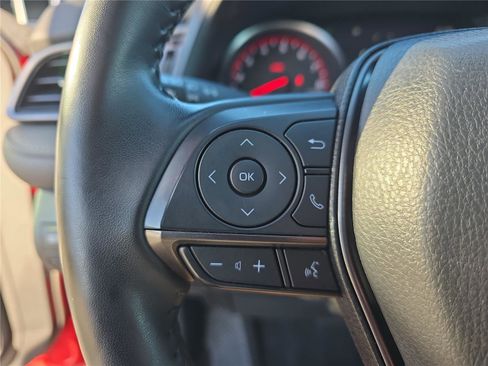 Used 2023 Toyota Camry XSE image 25