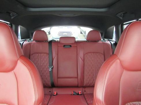 Used 2022 Audi e-tron S Prestige w/ Prestige Package image 39