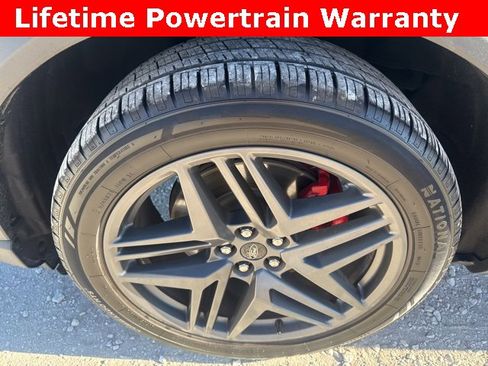 Used 2025 Ford Explorer ST-Line w/ ST-Line Street Pack image 33