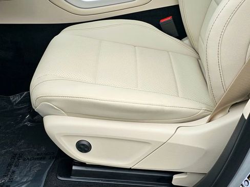 New 2026 Mercedes-Benz GLE 350 4MATIC image 17