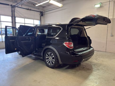 Used 2019 Nissan Armada SL w/ Premium Package AWD/4WD image 12