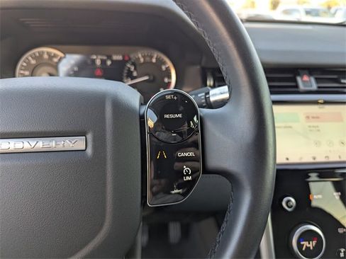 Used 2020 Land Rover Discovery Sport image 22