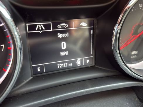 Used 2018 Buick Regal Preferred image 10