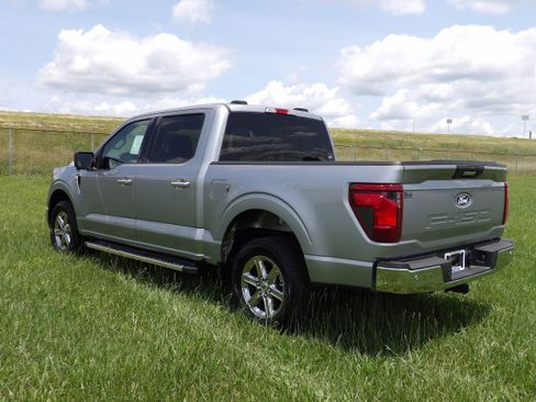 New 2024 Ford F150 XLT w/ Mobile Office Package RWD image 9