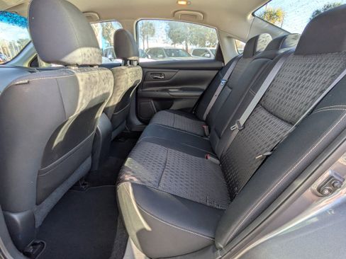 Used 2017 Nissan Altima 2.5 S w/ Power Driver Seat Package image 17