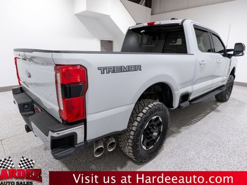 Used 2025 Ford F250 Lariat w/ Lariat Ultimate Package image 5