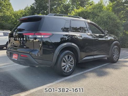Used 2024 Nissan Pathfinder SV FWD image 5