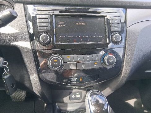 Used 2021 Nissan Rogue Sport S AWD/4WD image 19