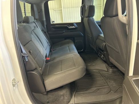 Used 2024 GMC Sierra 3500 SLE w/ Preferred Package image 30