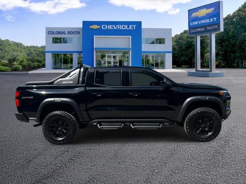Certified 2025 Chevrolet Colorado ZR2 w/ Midnight Edition AWD/4WD image 7