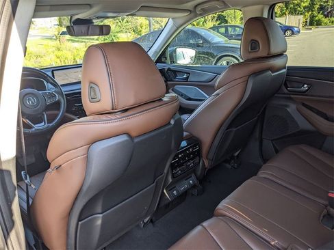 Used 2024 Acura MDX SH-AWD w/ Advance Package image 27