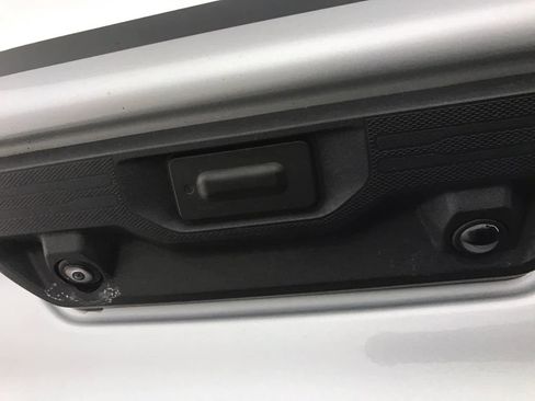 Used 2022 Chevrolet Silverado 1500 LT image 36