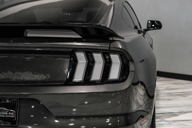Used 2017 Ford Mustang Coupe RWD image 39