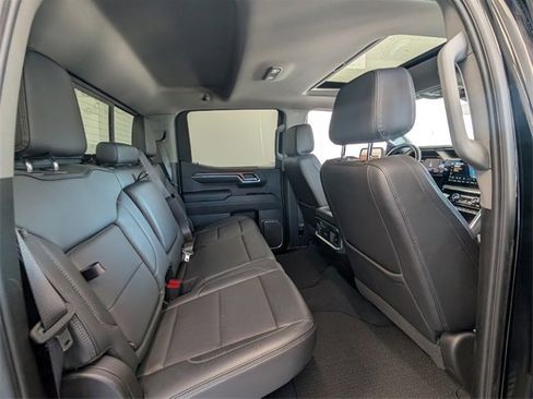 Used 2023 GMC Sierra 1500 Denali image 15
