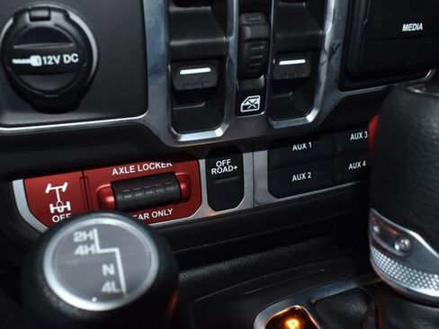 New 2026 Jeep Gladiator Mojave image 15