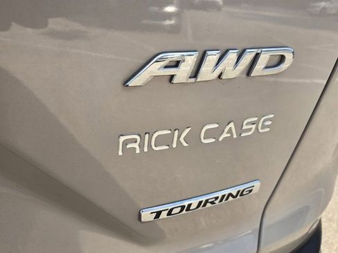 Used 2018 Honda CR-V Touring image 15