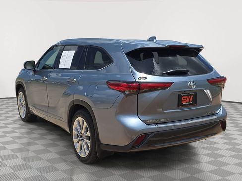 Used 2020 Toyota Highlander Limited w/ Protection Package #3 AWD/4WD image 5