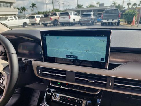 New 2026 Lincoln Corsair Premiere image 25