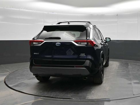 Used 2021 Toyota RAV4 XSE AWD/4WD image 6