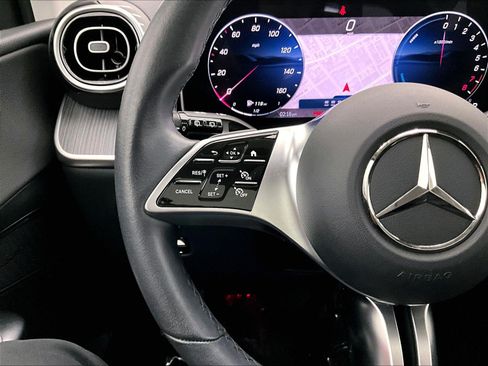 Certified 2025 Mercedes-Benz GLC 350e 4MATIC image 21