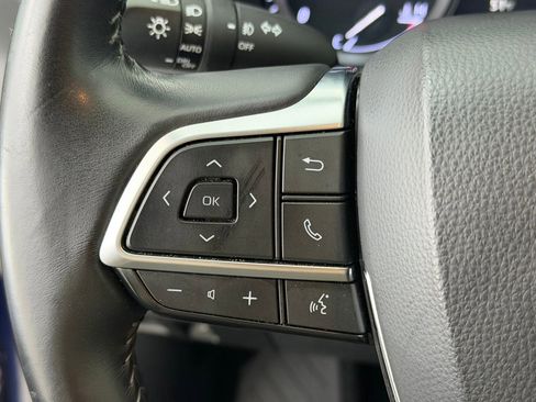 Used 2020 Toyota Highlander XLE image 17