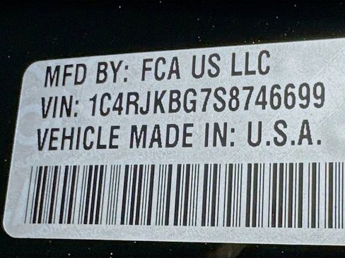 New 2025 Jeep Grand Cherokee L Limited w/ Luxury Tech Group II image 17