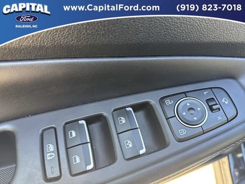 Used 2023 Hyundai Santa Fe Limited AWD/4WD image 21