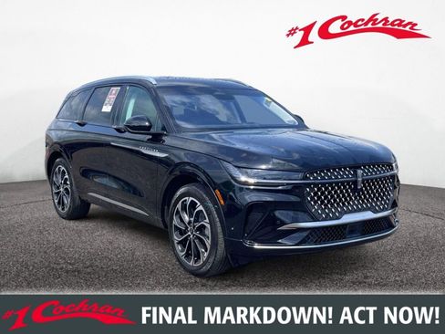 Used 2024 Lincoln Nautilus Reserve w/ Equipment Group 202A AWD/4WD image 1