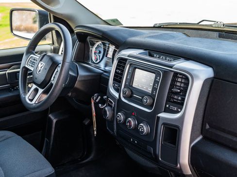 Used 2024 RAM 1500 Classic SLT image 12