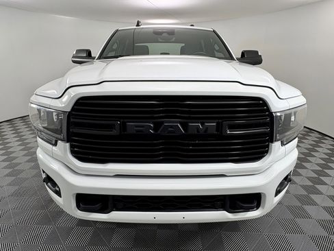 Used 2021 GMC Yukon SLT image 32