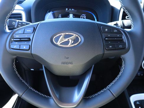 New 2026 Hyundai Venue SEL FWD image 11