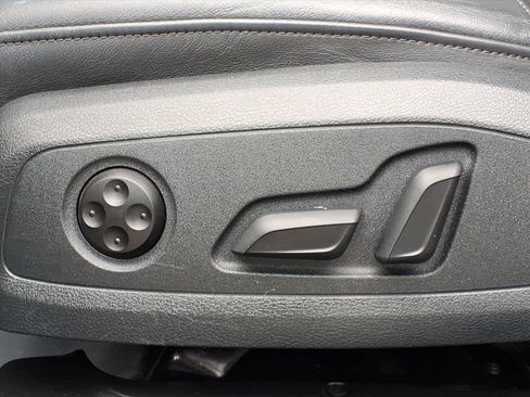 Used 2021 Audi A4 2.0T Premium w/ Convenience Package image 15