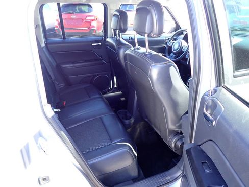 Used 2016 Jeep Patriot Sport w/ Power Value Group FWD image 10
