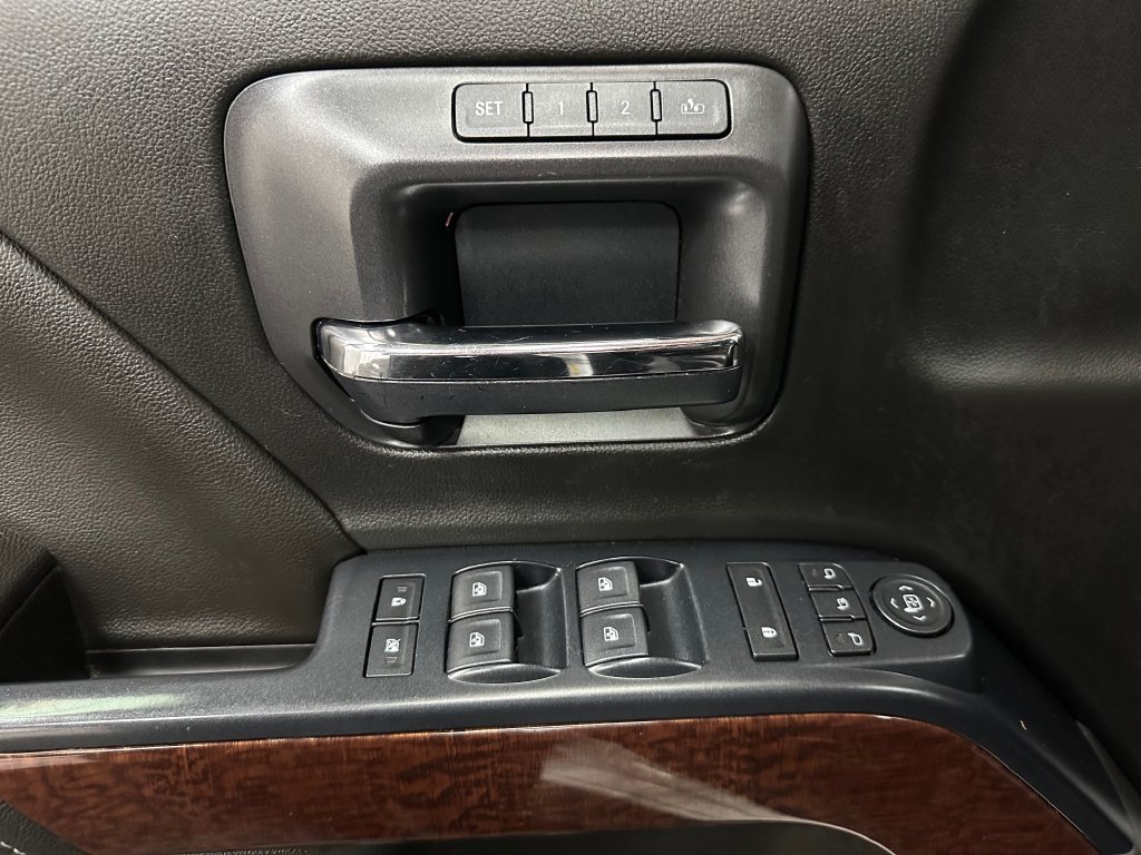 Used 2018 GMC Sierra 1500 SLT w/ SLT Premium Package AWD/4WD image 19