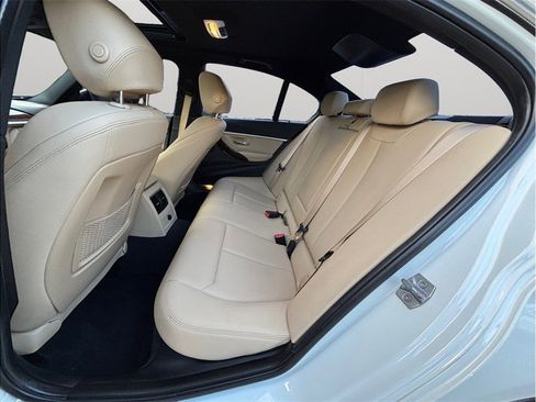 Used 2018 BMW 330i Sedan w/ Convenience Package image 33