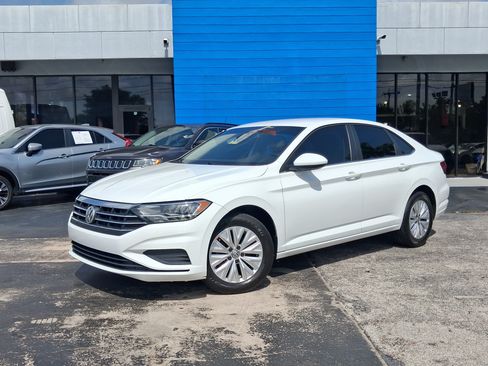 Used 2019 Volkswagen Jetta S FWD image 2