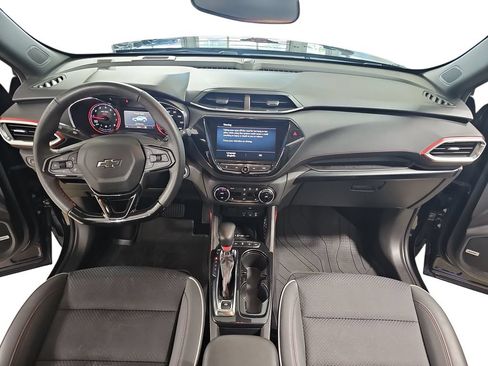 Certified 2023 Chevrolet TrailBlazer RS w/ Sun and Liftgate Package AWD/4WD image 11