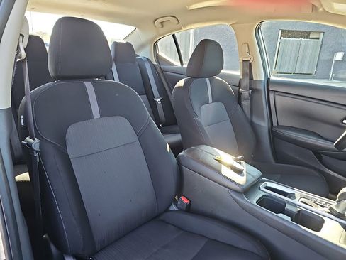 Used 2023 Nissan Sentra SV image 13