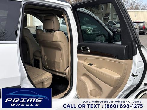 Used 2014 Jeep Grand Cherokee Limited w/ Trailer Tow Group IV image 15