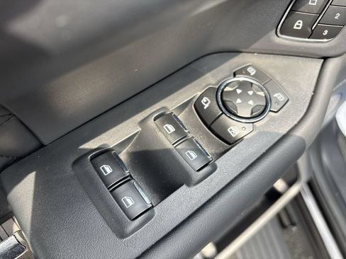 Used 2024 Ford Expedition Platinum AWD/4WD image 15