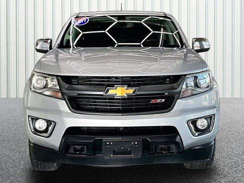 Used 2017 Chevrolet Colorado Z71 AWD/4WD image 2