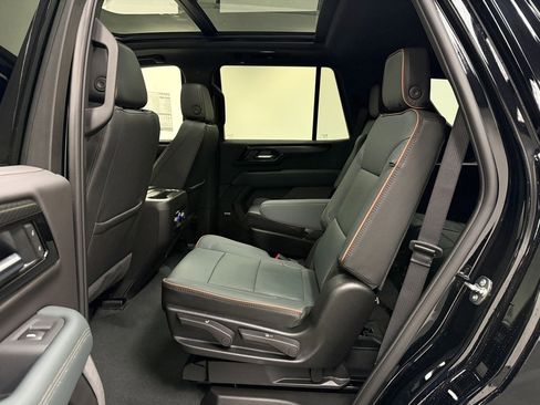New 2026 GMC Yukon AT4 w/ LPO, Floor Liner Package image 22