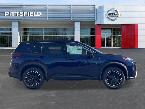 New 2026 Nissan Rogue SV image 2