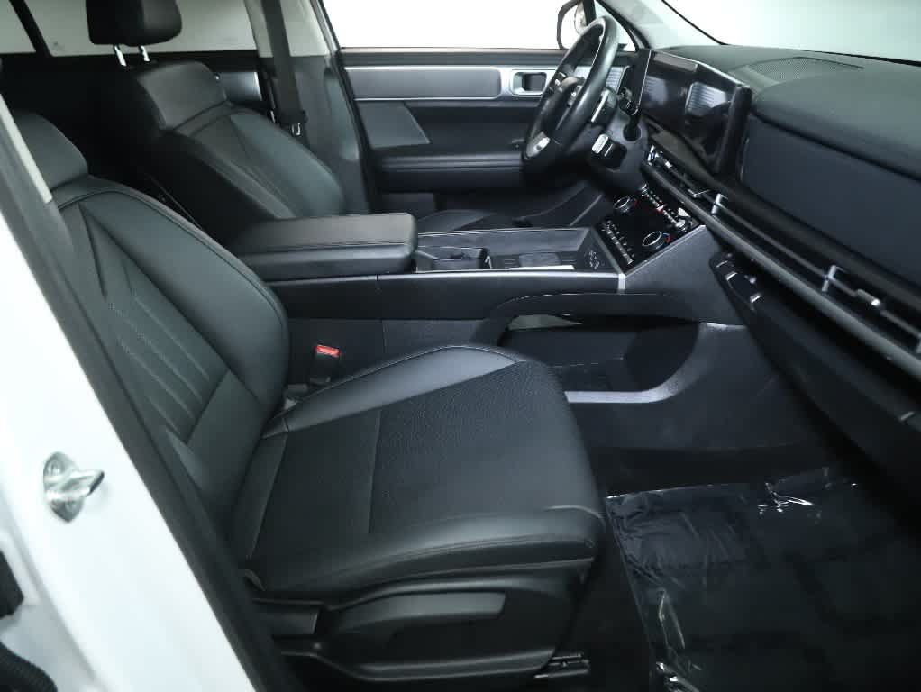 Used 2025 Hyundai Santa Fe SEL AWD/4WD image 34