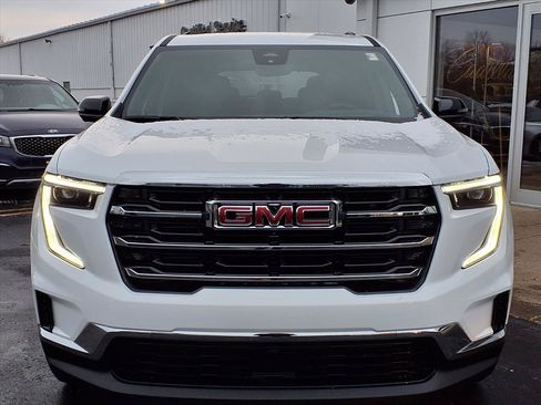 New 2026 GMC Acadia Elevation AWD/4WD image 2