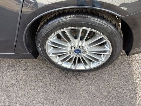 Used 2015 Ford Fusion SE w/ Equipment Group 202A image 46