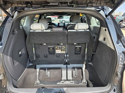 Used 2023 Toyota Sienna XSE w/ XSE Plus Package AWD/4WD image 26