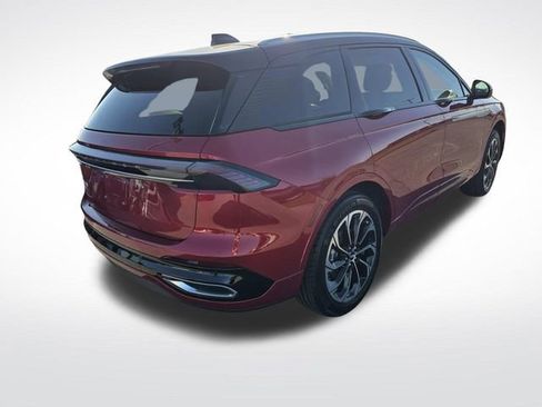 New 2026 Lincoln Nautilus Reserve image 3